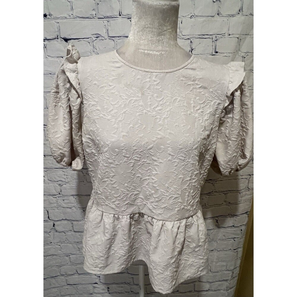 Express women's White puff sleeve peplum top with a textured jacquard fabric M